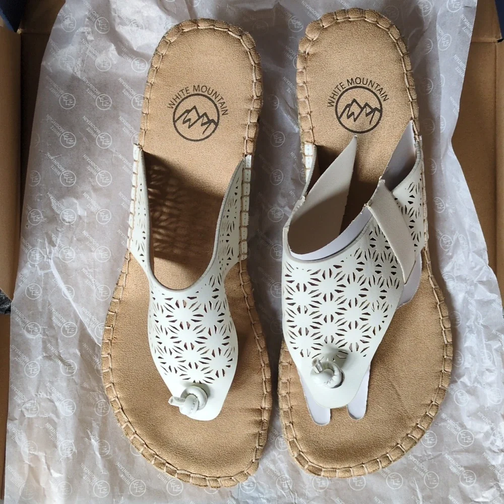 White Mountain Beaux Espadrilles White/Smooth Wedge Sandals Women's Size 9 NIB